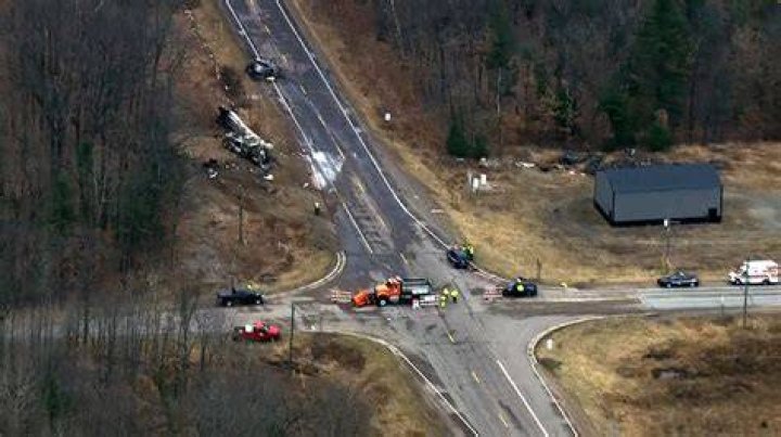9 Killed in Crash Between Fed Ex Truck and Bus Carrying Students Law