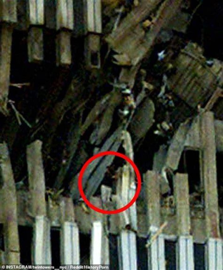 9/11 Edna Cintron Waving From WTC North Tower or Someone Else? YouTube