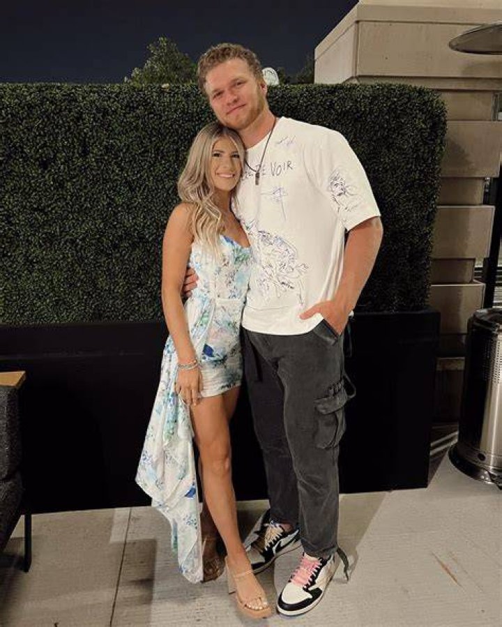 Alivia Callaghan Details About Aidan Hutchinson's Girlfriend ItSportsHub