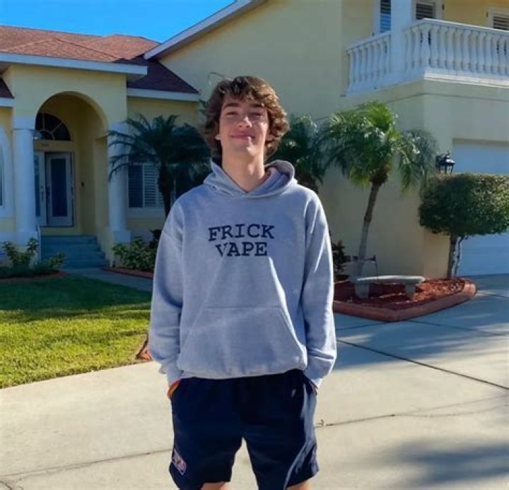 Baylen Levine Height, Weight, Age, Girlfriend, Facts, Biography