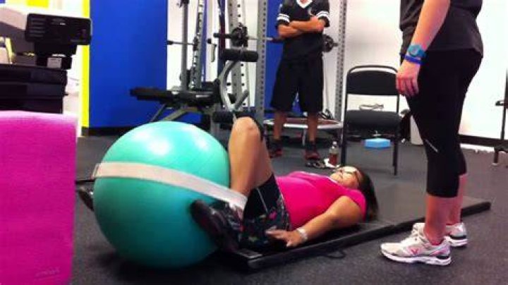 Beyond the Chair Vanessa Barron T5/T6 SCI suitcase situps