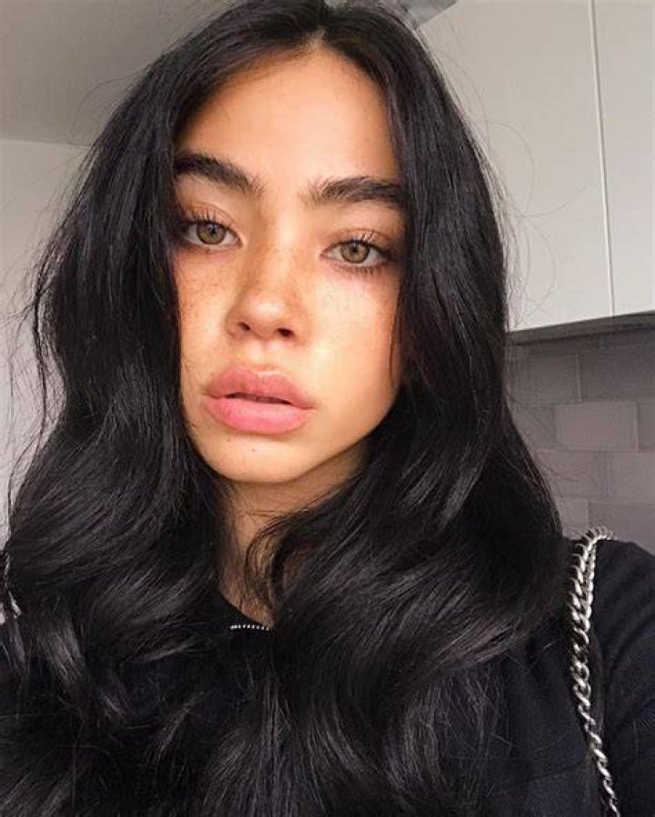 Christina Nadin Age Wiki Boyfriend Biography & More 2021