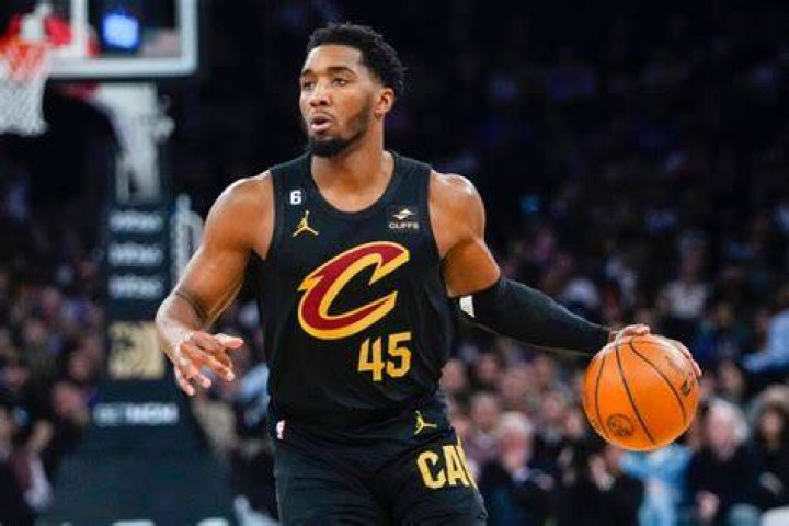 Donovan Mitchell misses practice, status for Thursday night in Houston