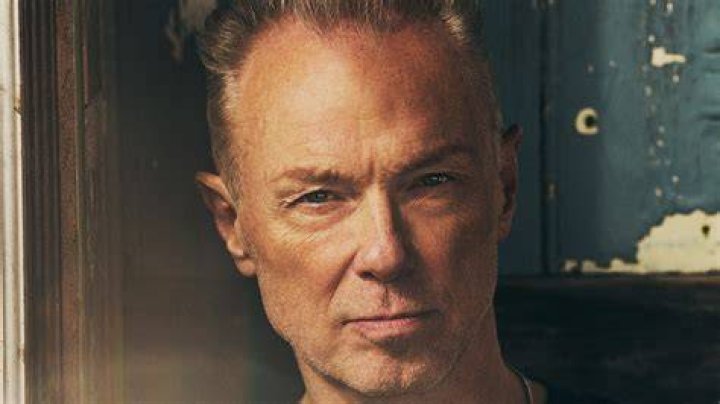 Gary Kemp put on a dapper display with wife Lauren Daily Mail Online