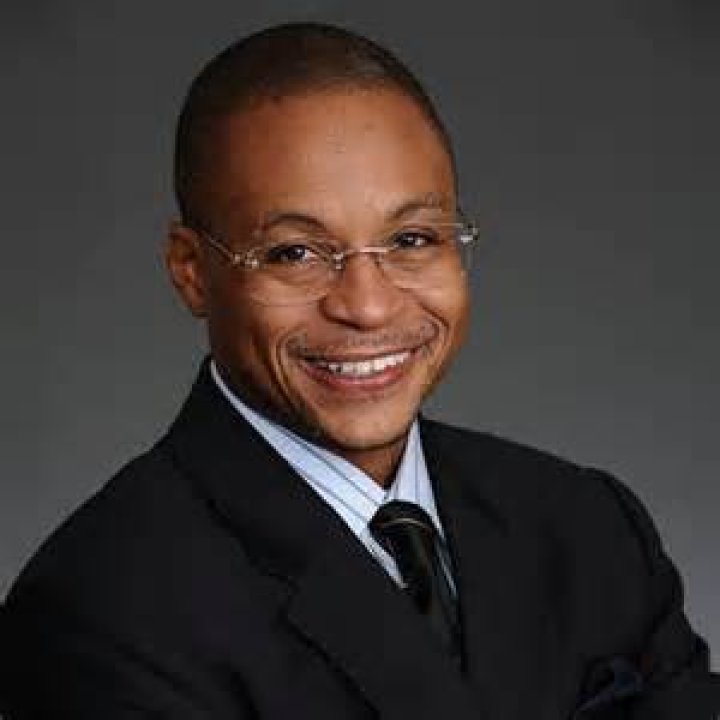 Gus Johnson Fox Sports Press Pass