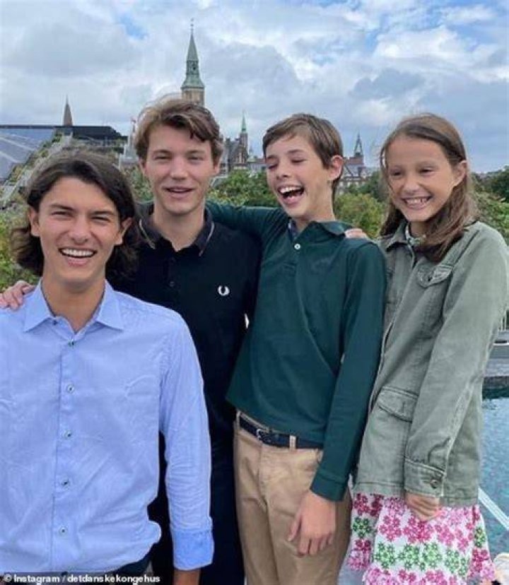 H.H. Prince Nikolai of DenmarkはInstagramを利用しています「beautiful portrait 