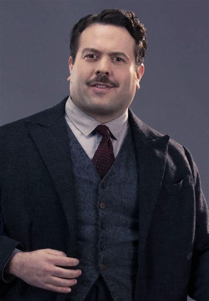 Jacob Kowalski Heroes Wiki Fandom