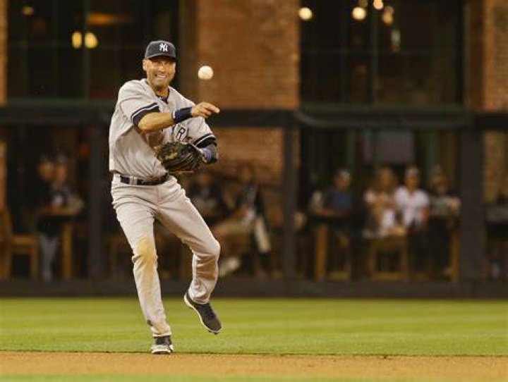 Jeter, Still Hobbled, Returns to Bench as Yanks Use Caution The New
