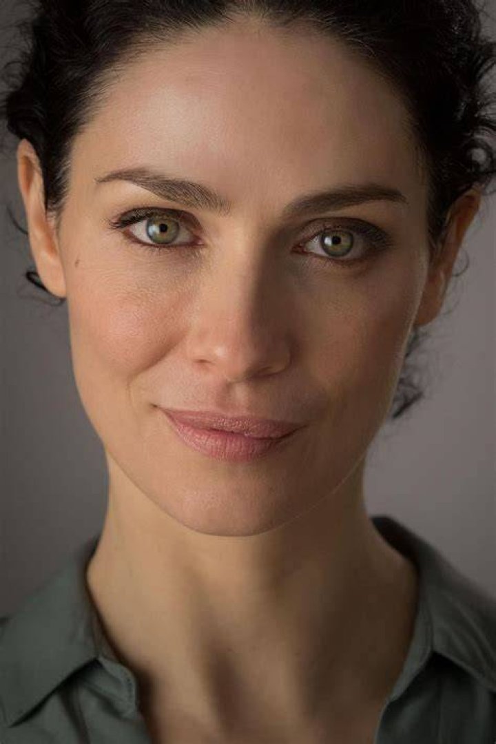 Joanne Kelly Pel&iacute;culas, biograf&iacute;a y listas en MUBI