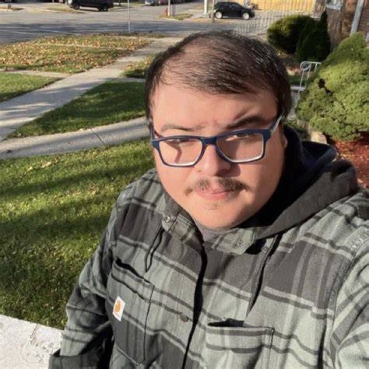 Joel Macias Advanced Repair Agent Geeksquad LinkedIn
