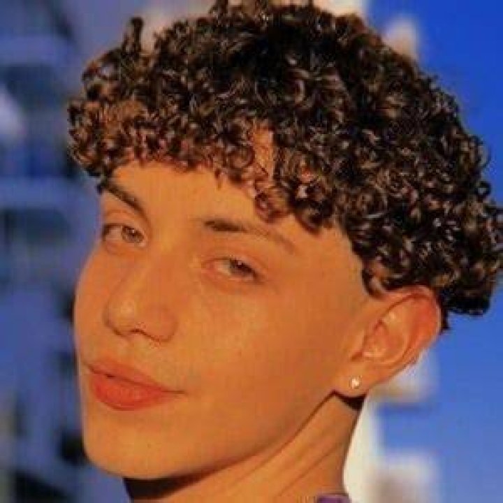 Julian Barboza Age, Wiki, Photos, and Biography FilmiFeed