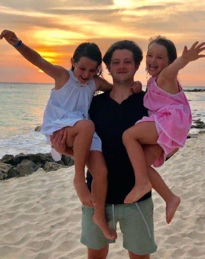 Lonnie Quinn And Family A Loving Husband To Wife And A Proud Father