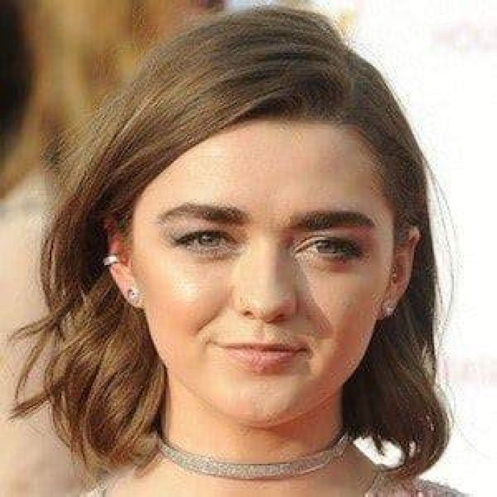 Maisie Williams Age, Birthday, Bio, Facts & More Famous Birthdays