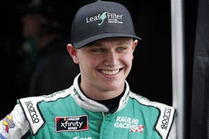 NASCAR Haley vence em sua terceira largada após chuva em Daytona