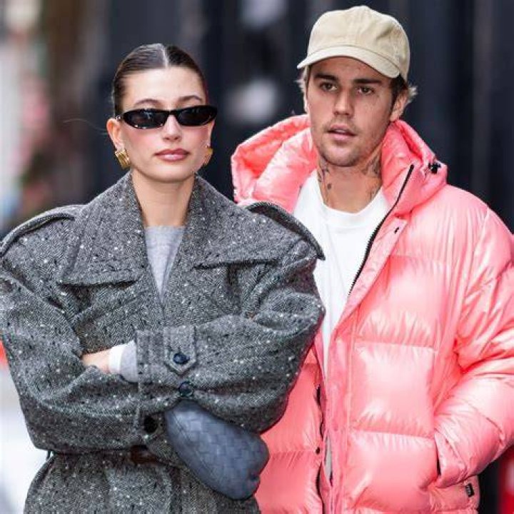 Revealed Justin Bieber And Hailey Bieber Passionately Hold Jason