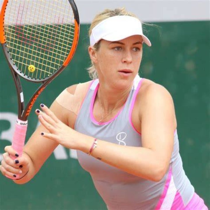 Sports Players Anastasia Pavlyuchenkova Tennis Player