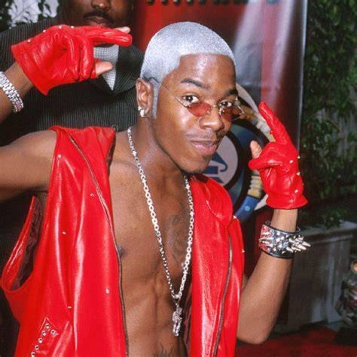 Um, Sisqo Credits His 'Thong Song' For Upping Victoria's Secret Sales