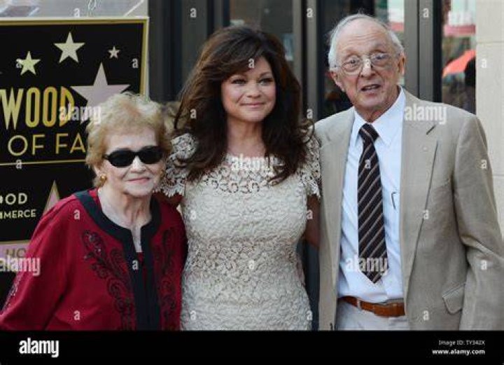 Valerie Bertinelli with her parents on Who Do You Think You Are? 