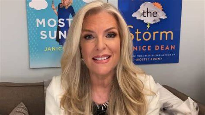 Who is Janice Dean? Bio, Parents, Net Worth, Salary, Husband, & Children